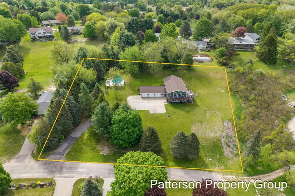 4154 S Sunset Drive Fremont City MI 49412
