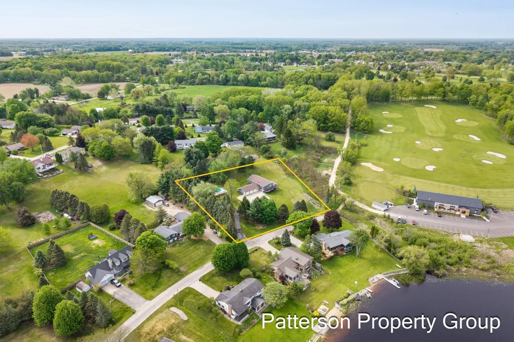 4154 S Sunset Drive Fremont City MI 49412