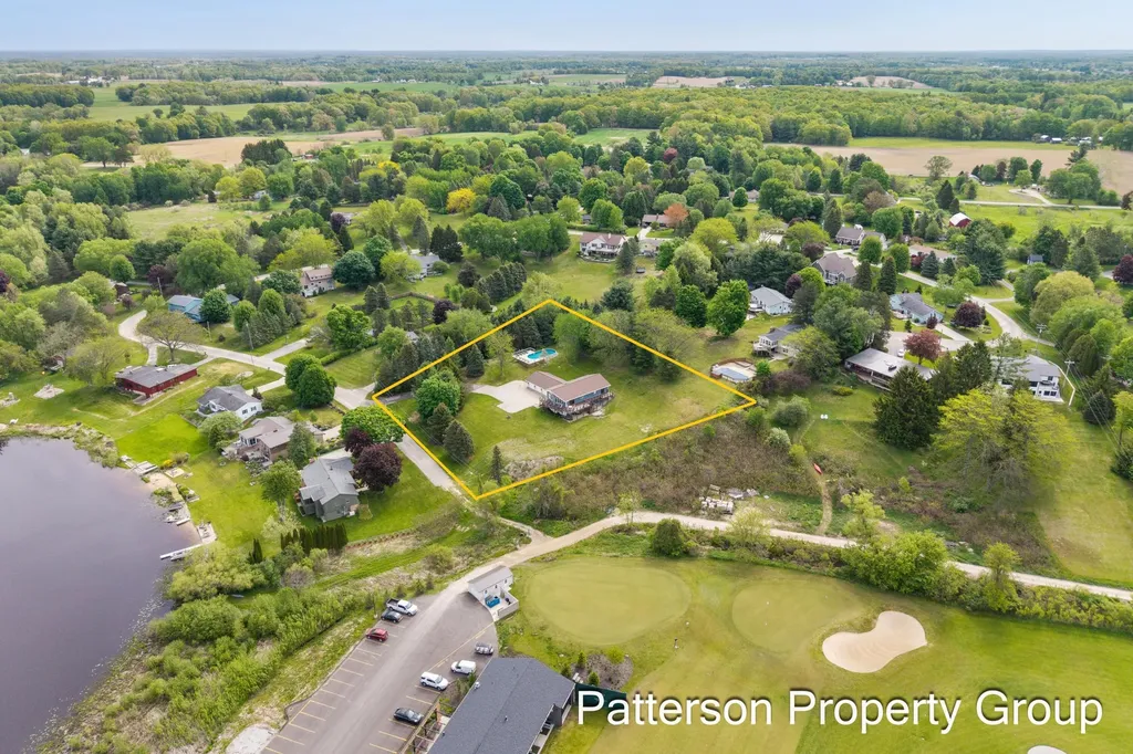 4154 S Sunset Drive Fremont City MI 49412