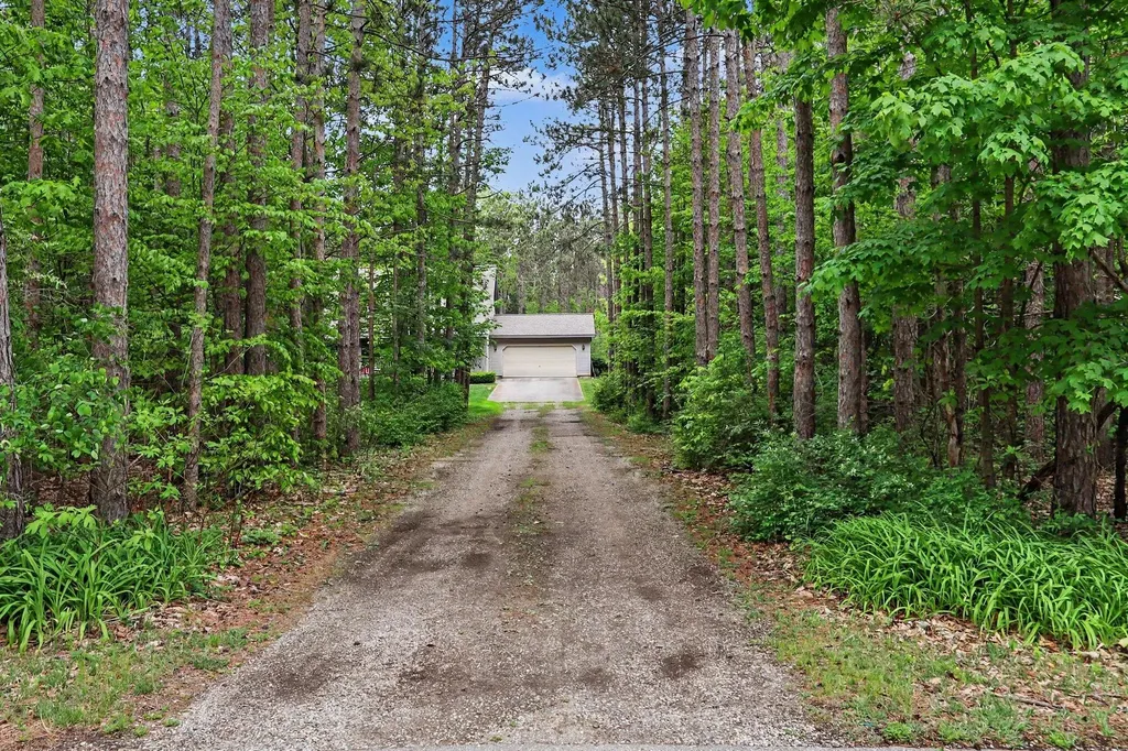 16519 Riley Street Park Township MI 49424