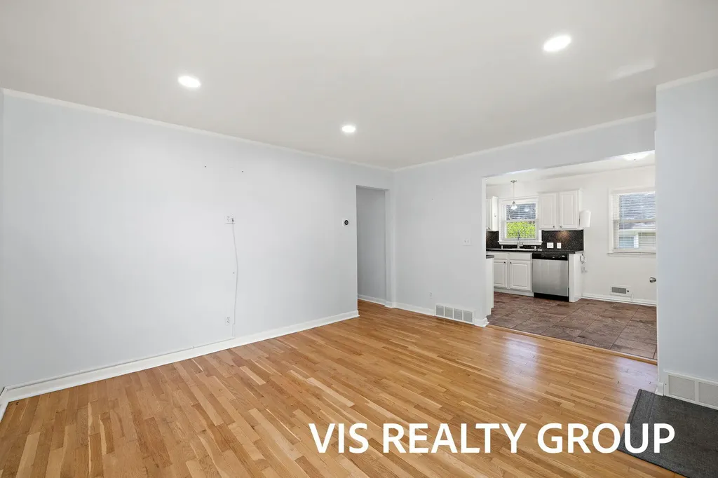 1508 Cedar Street NE Grand Rapids City MI 49503