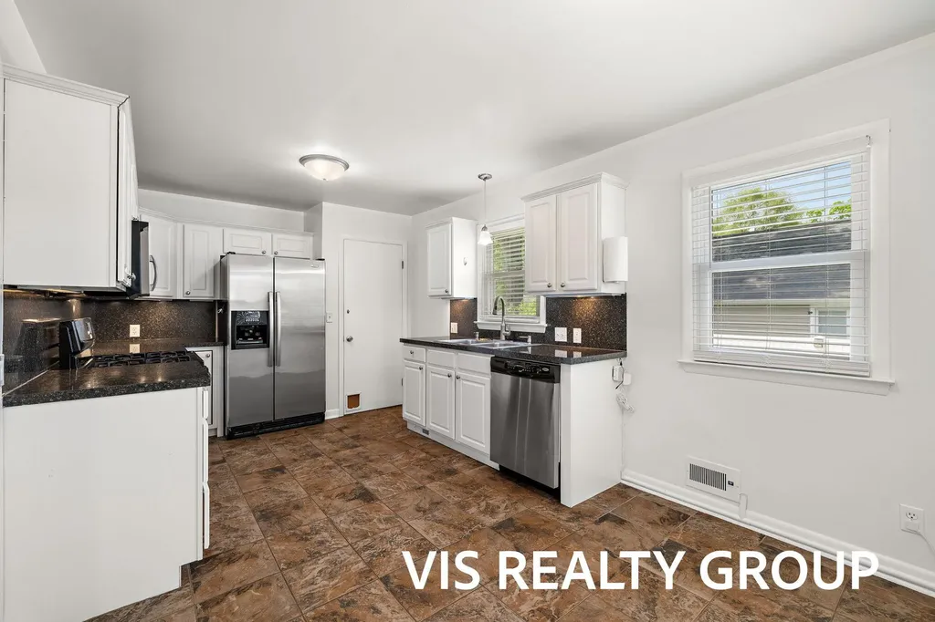 1508 Cedar Street NE Grand Rapids City MI 49503