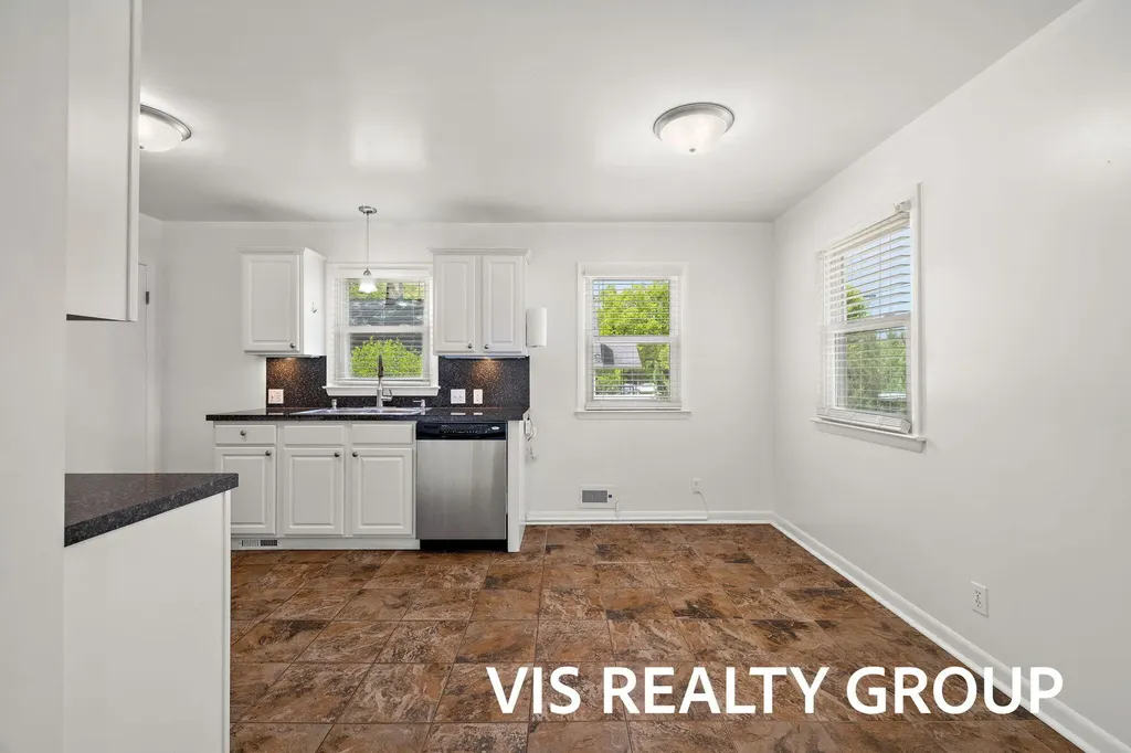 1508 Cedar Street NE Grand Rapids City MI 49503