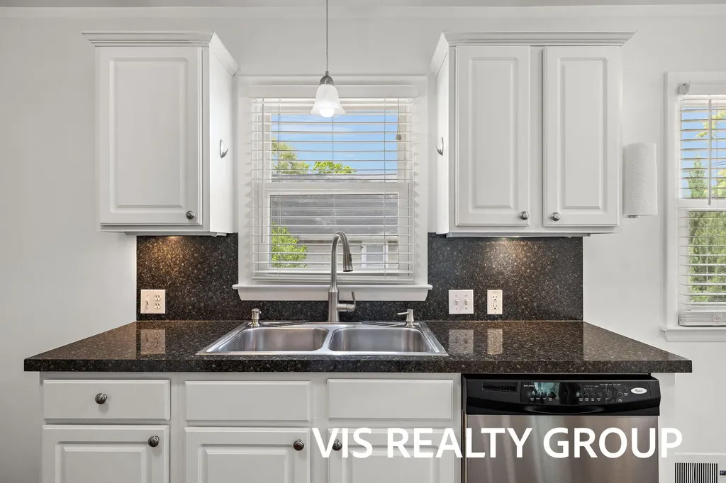 1508 Cedar Street NE Grand Rapids City MI 49503