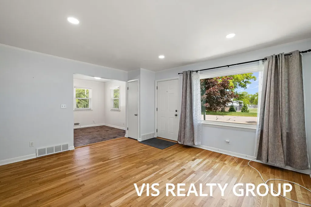1508 Cedar Street NE Grand Rapids City MI 49503