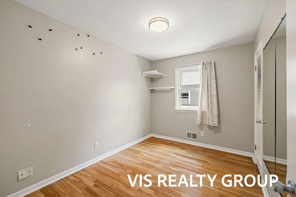 1508 Cedar Street NE Grand Rapids City MI 49503