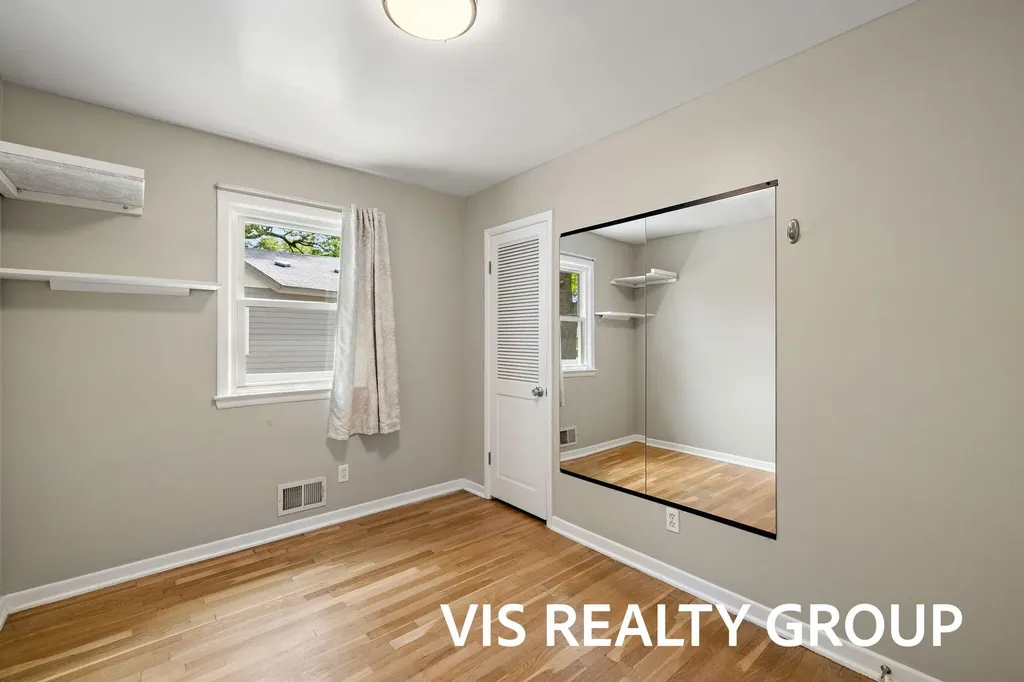 1508 Cedar Street NE Grand Rapids City MI 49503