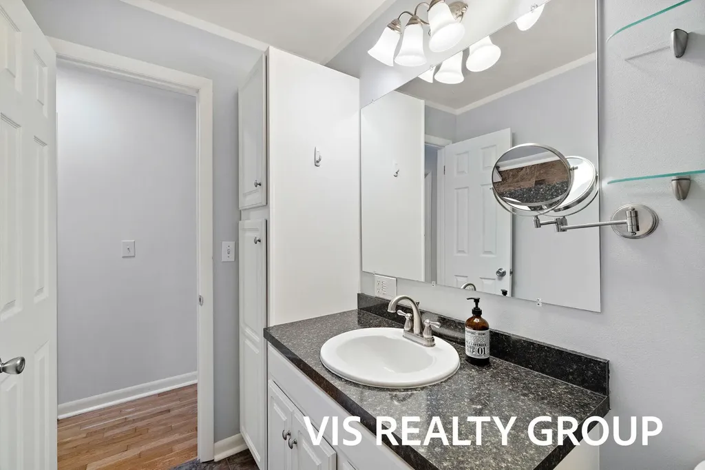 1508 Cedar Street NE Grand Rapids City MI 49503