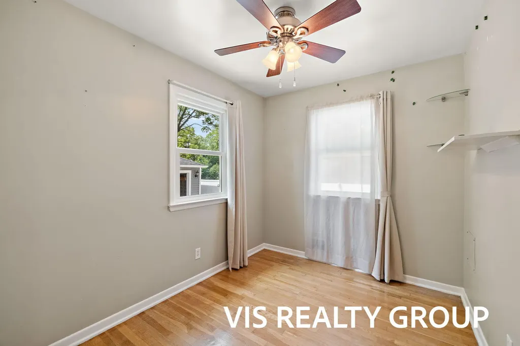 1508 Cedar Street NE Grand Rapids City MI 49503