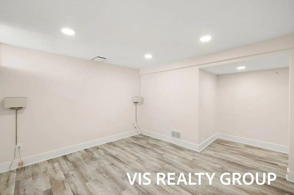1508 Cedar Street NE Grand Rapids City MI 49503