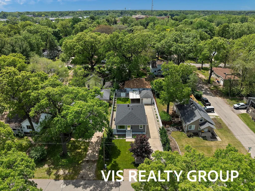 1508 Cedar Street NE Grand Rapids City MI 49503