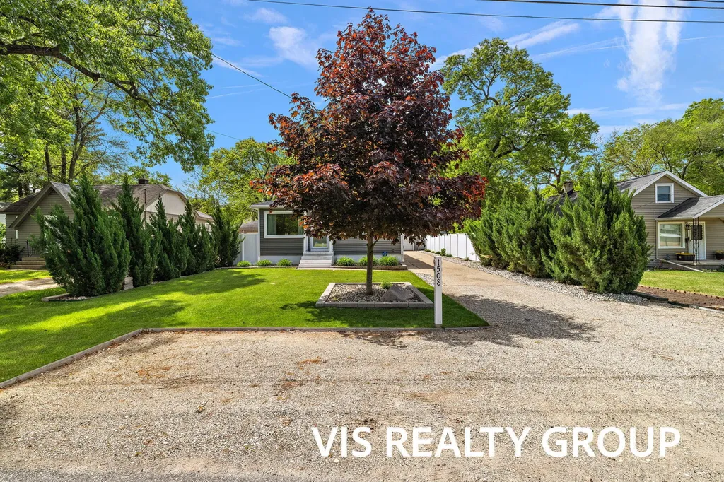 1508 Cedar Street NE Grand Rapids City MI 49503