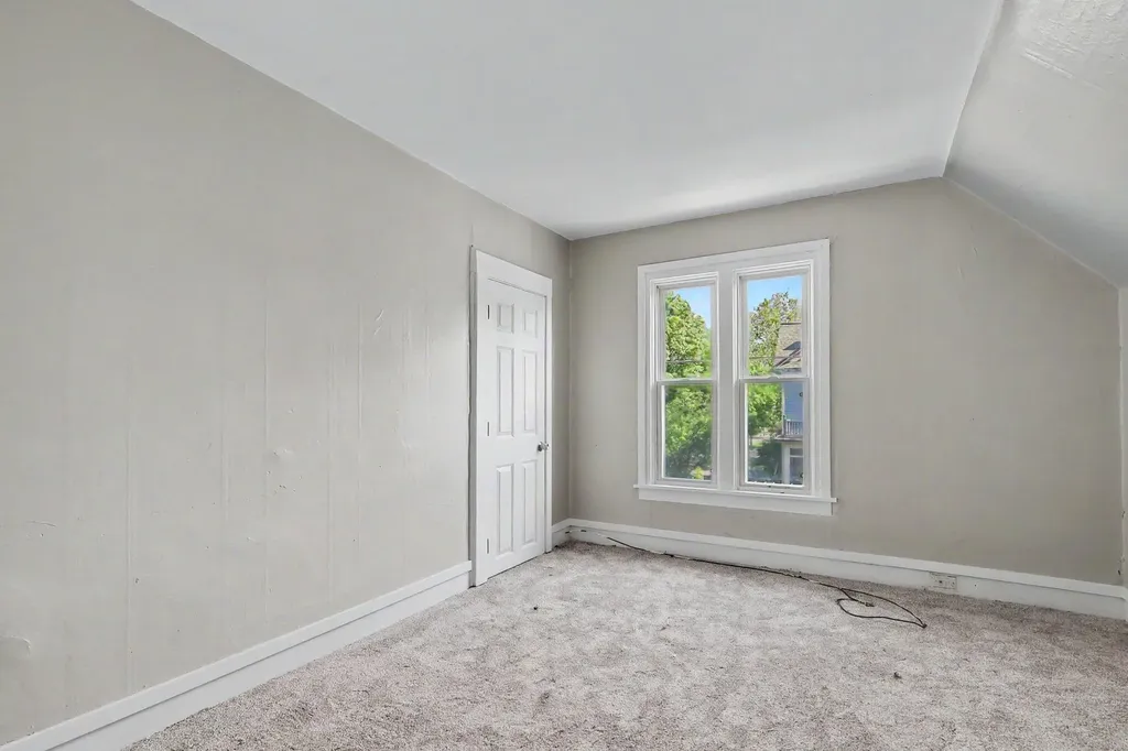 349 Maple Avenue Holland City MI 49423