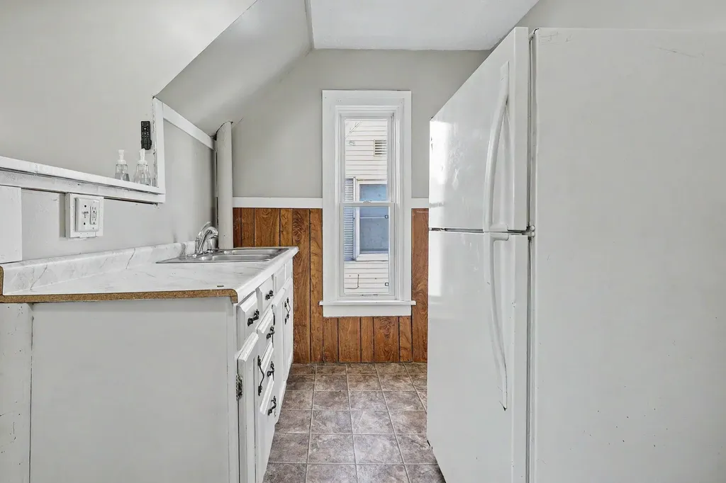 349 Maple Avenue Holland City MI 49423