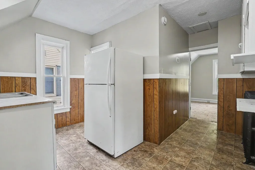 349 Maple Avenue Holland City MI 49423