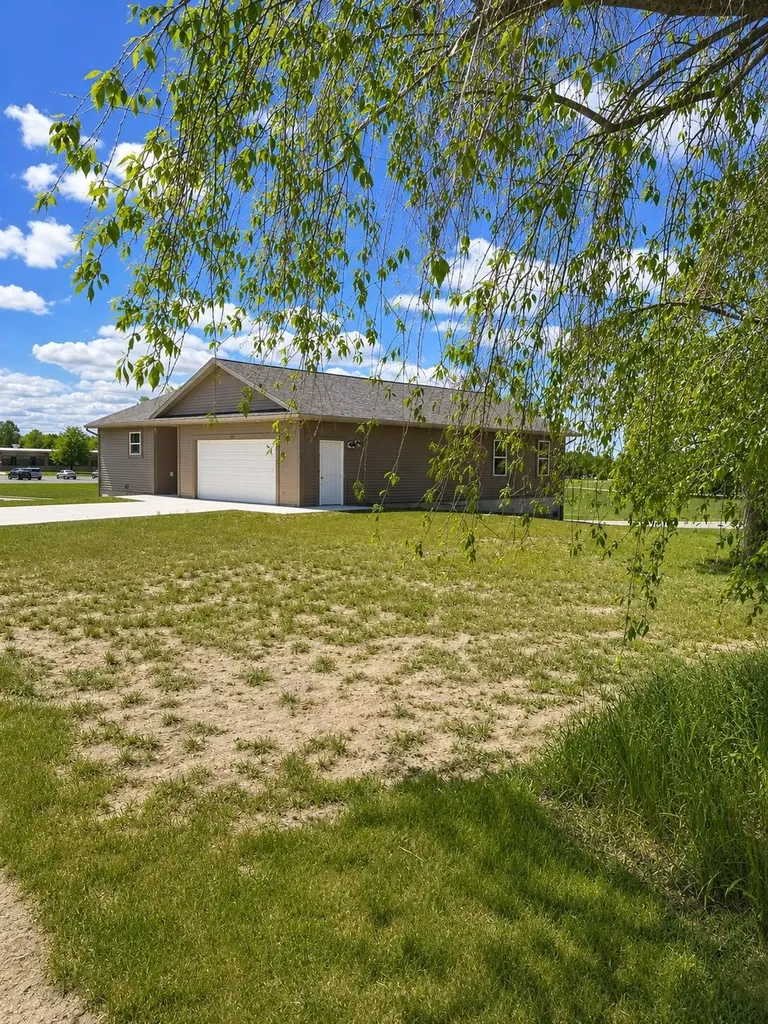 501 S Sullivan Avenue Fremont City MI 49412