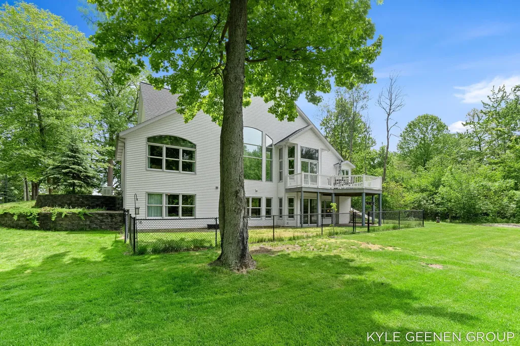 4742 64th Street Laketown Township MI 49423