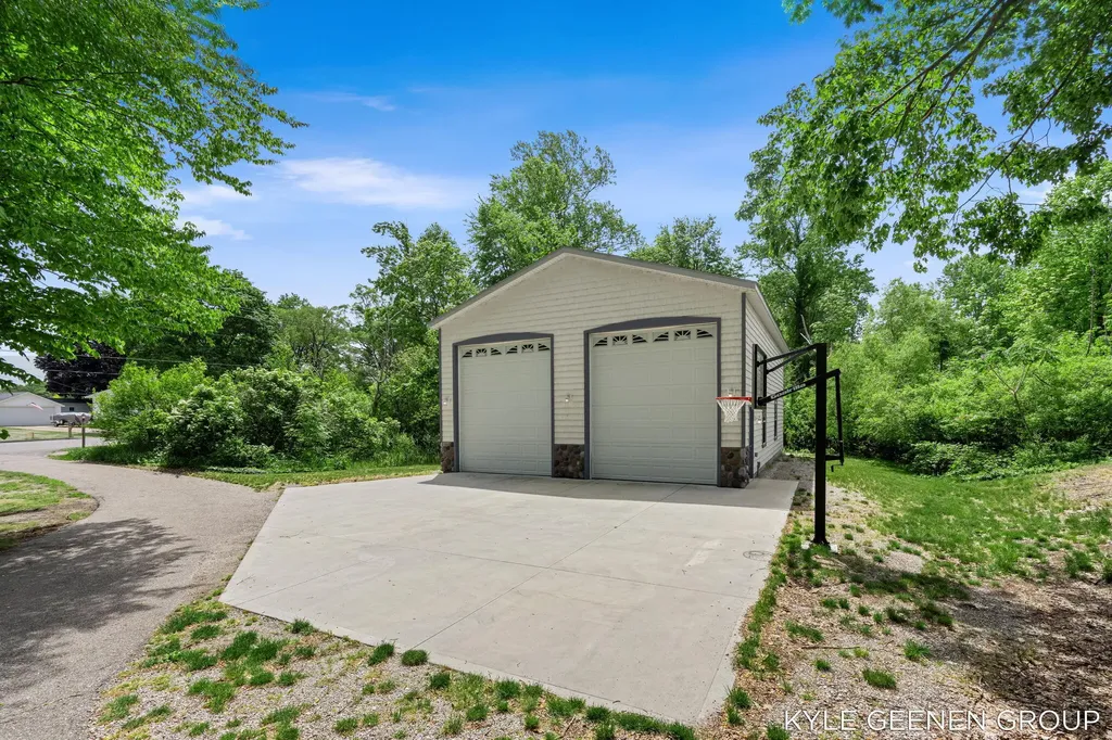 4742 64th Street Laketown Township MI 49423