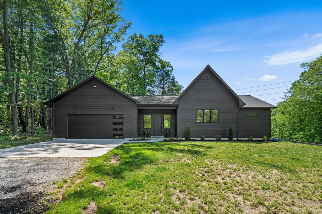 3054 Old Allegan Road Manlius Township MI 49408