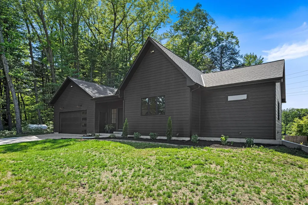 3054 Old Allegan Road Manlius Township MI 49408
