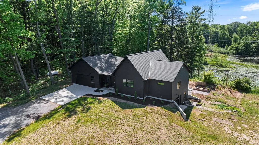 3054 Old Allegan Road Manlius Township MI 49408