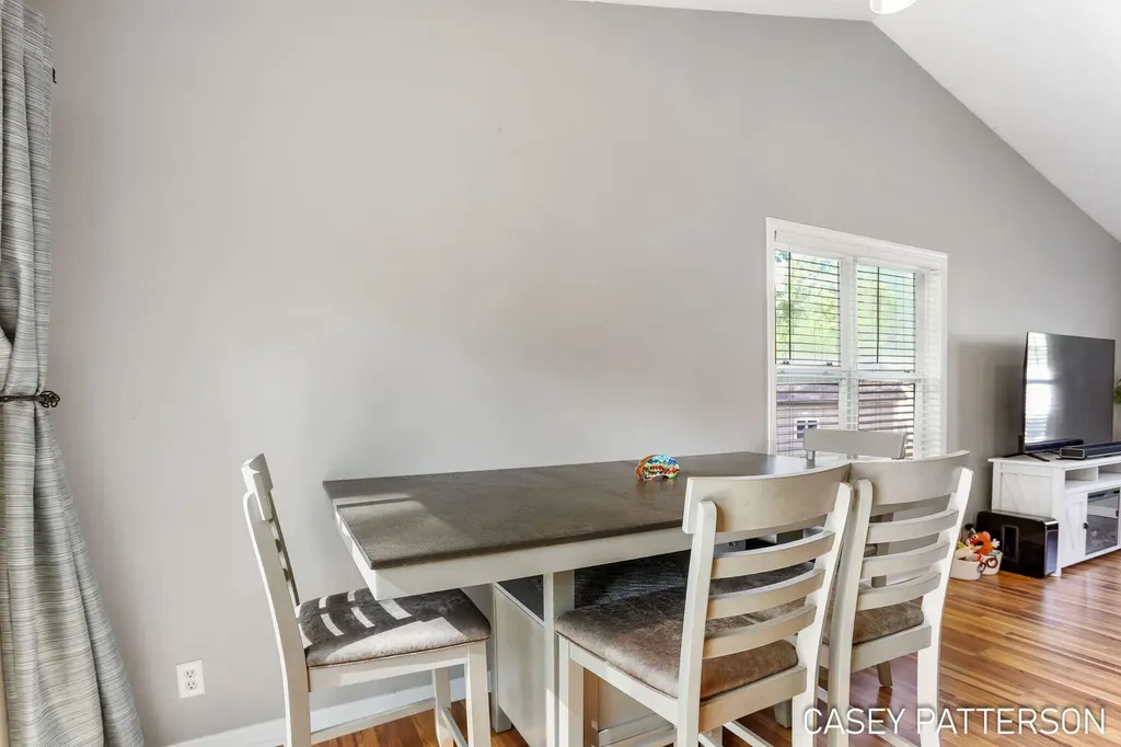 94 Elwood Court Holland Charter Township MI 49424