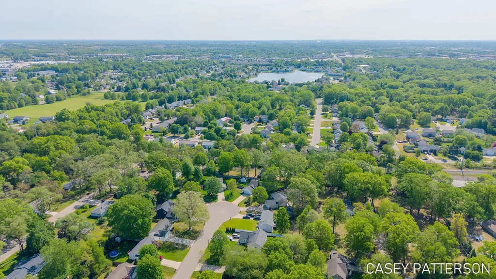 94 Elwood Court Holland Charter Township MI 49424