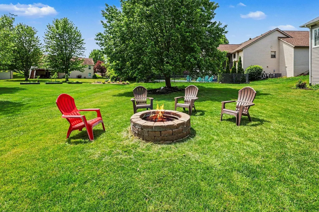 4684 Stonewood Court Georgetown Charter Township MI 49426