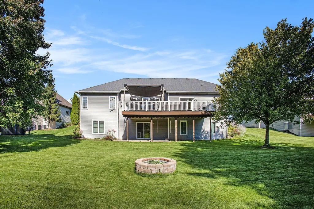 4684 Stonewood Court Georgetown Charter Township MI 49426