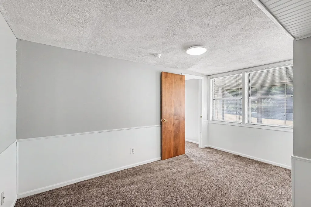 3124 Old Kent Road SE Kentwood City MI 49512
