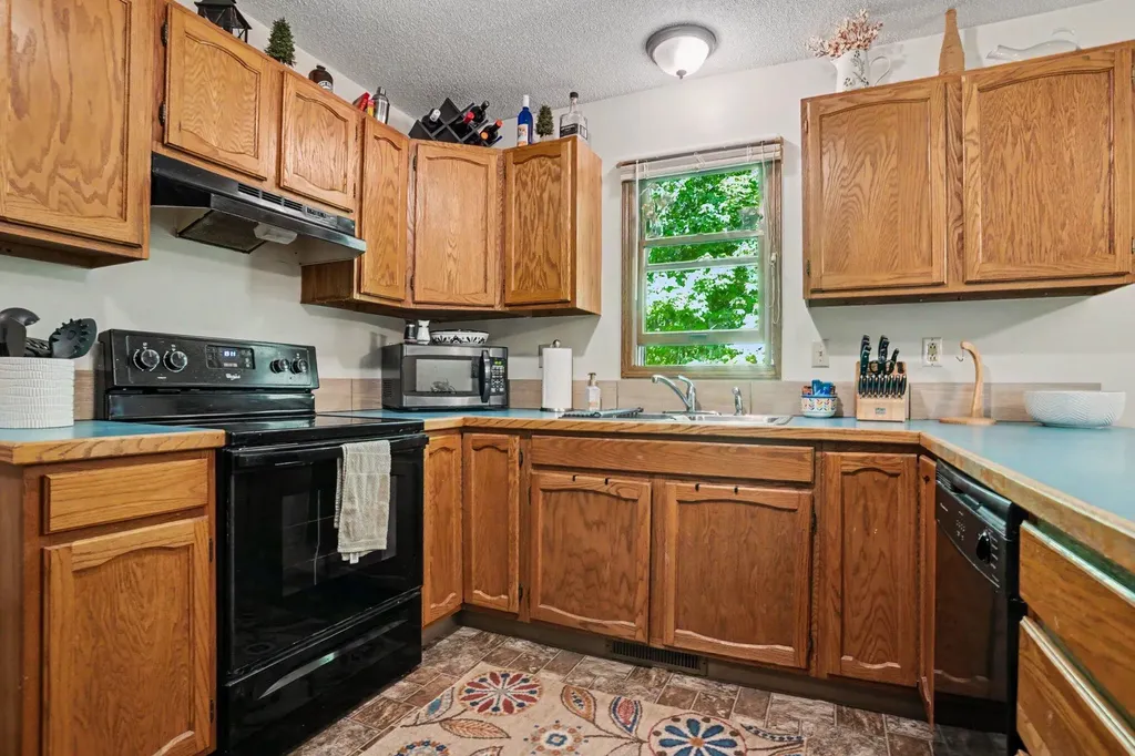 18341-43 148th Avenue Spring Lake Township MI 49456