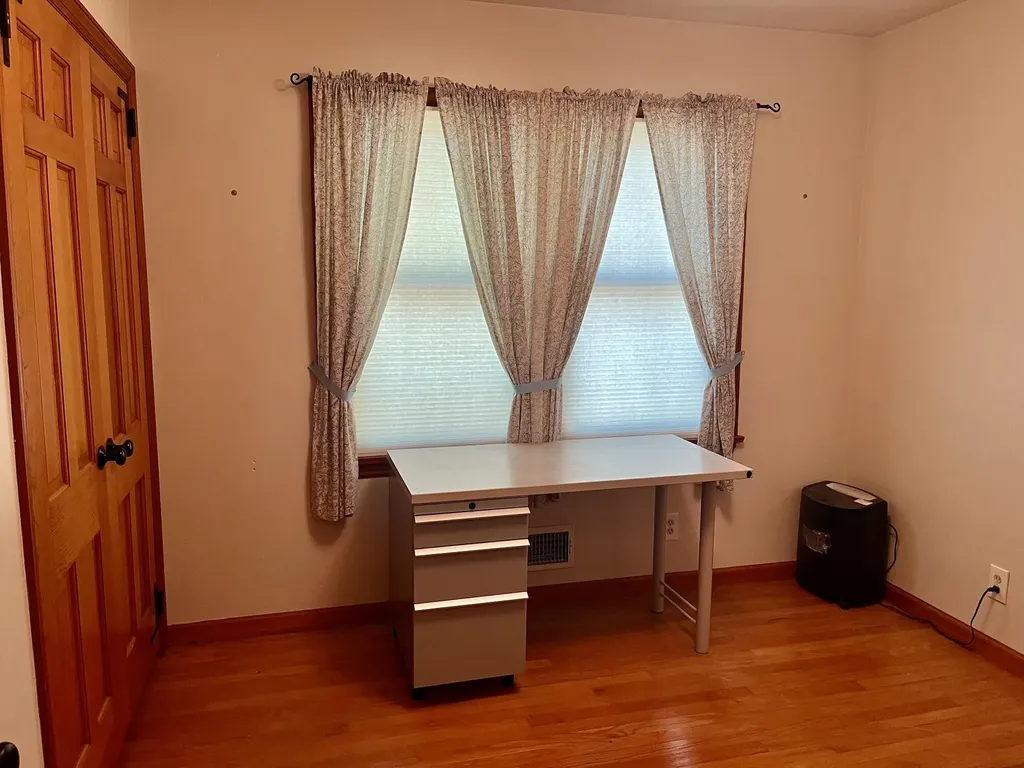 1892 Crestwood Lane Norton Shores City MI 49441