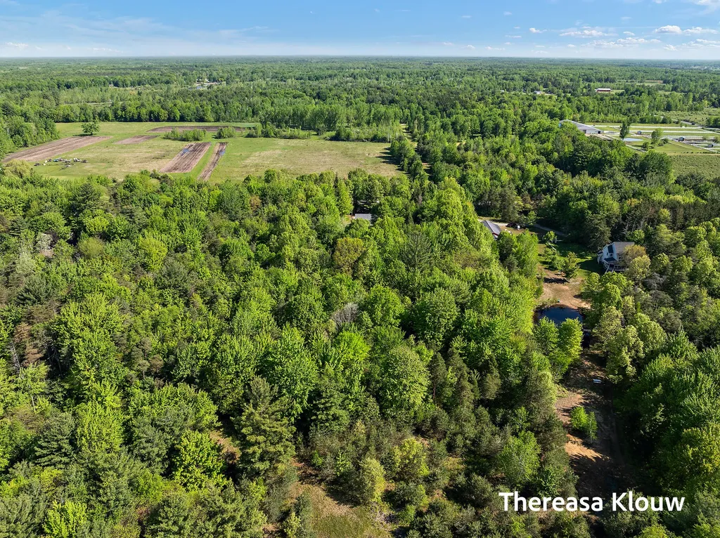 6969 E Pontaluna Road Fruitport Charter Township MI 49415