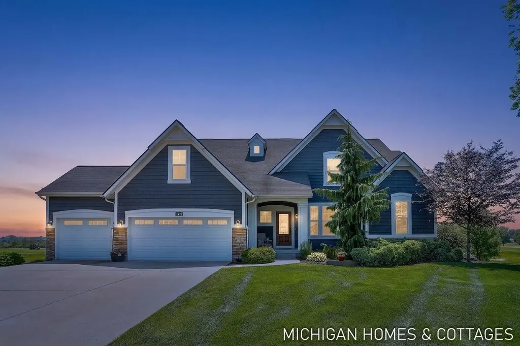 4401 Grand Point Holland Charter Township MI 49424