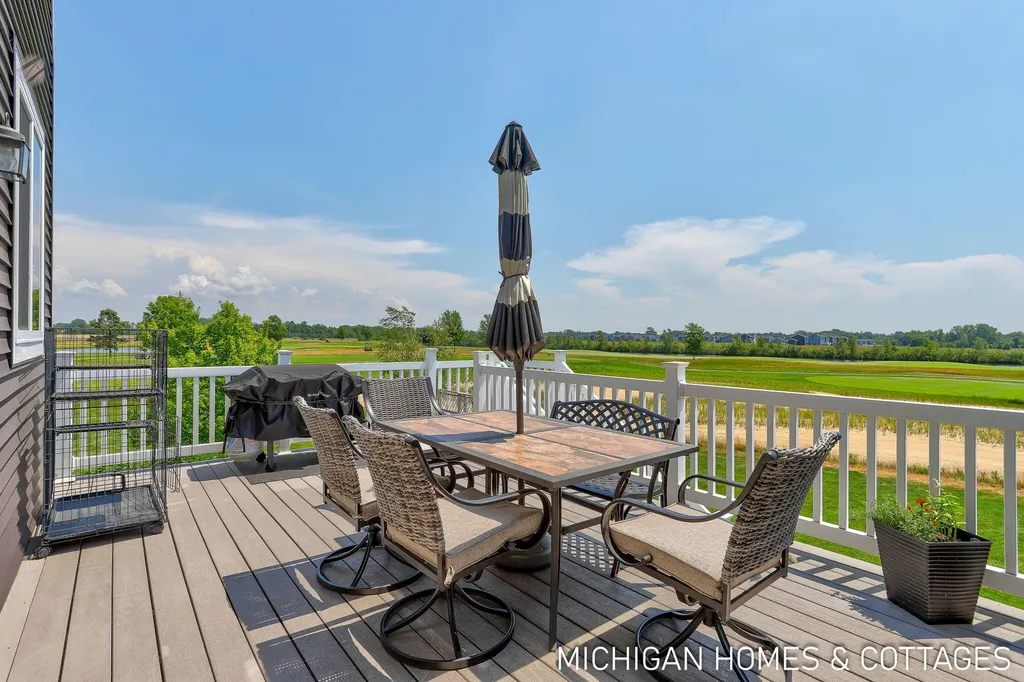 4401 Grand Point Holland Charter Township MI 49424