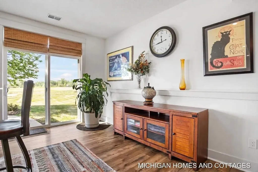 4401 Grand Point Holland Charter Township MI 49424