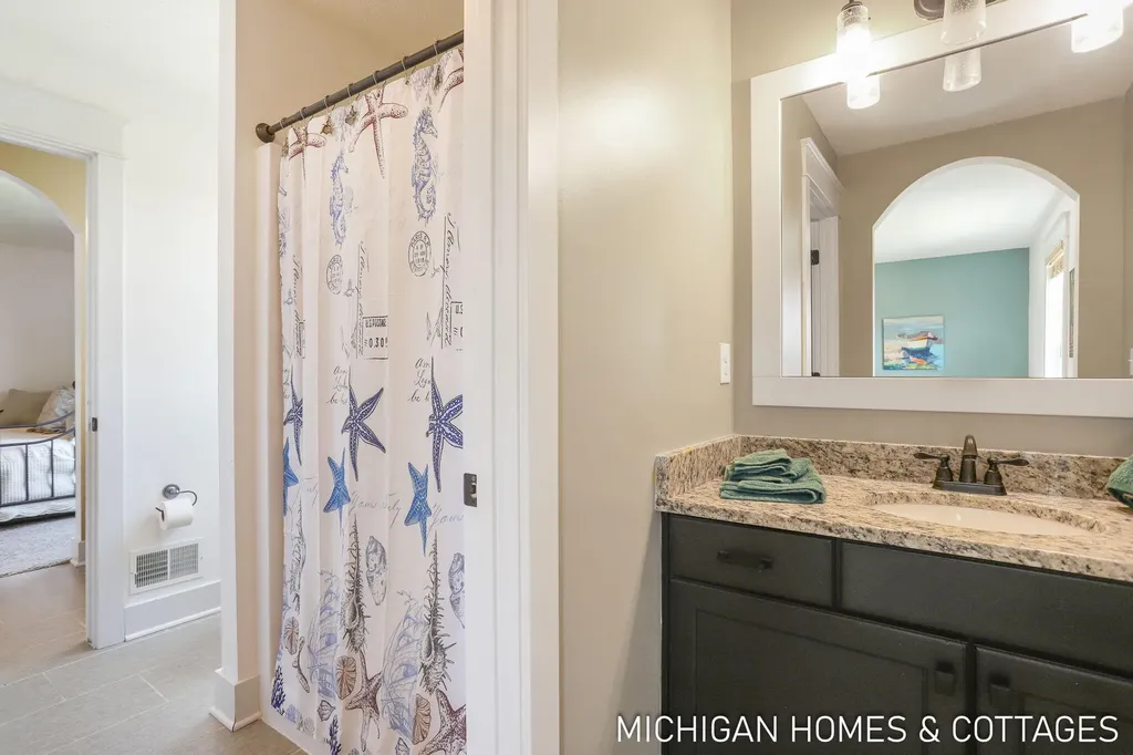 4401 Grand Point Holland Charter Township MI 49424