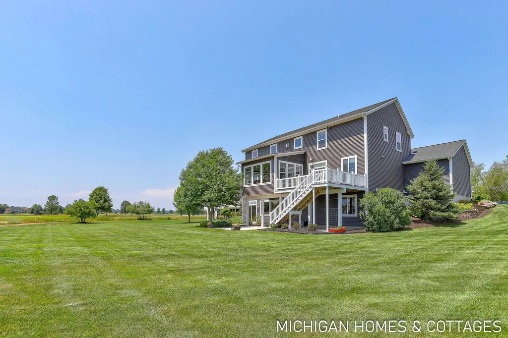 4401 Grand Point Holland Charter Township MI 49424