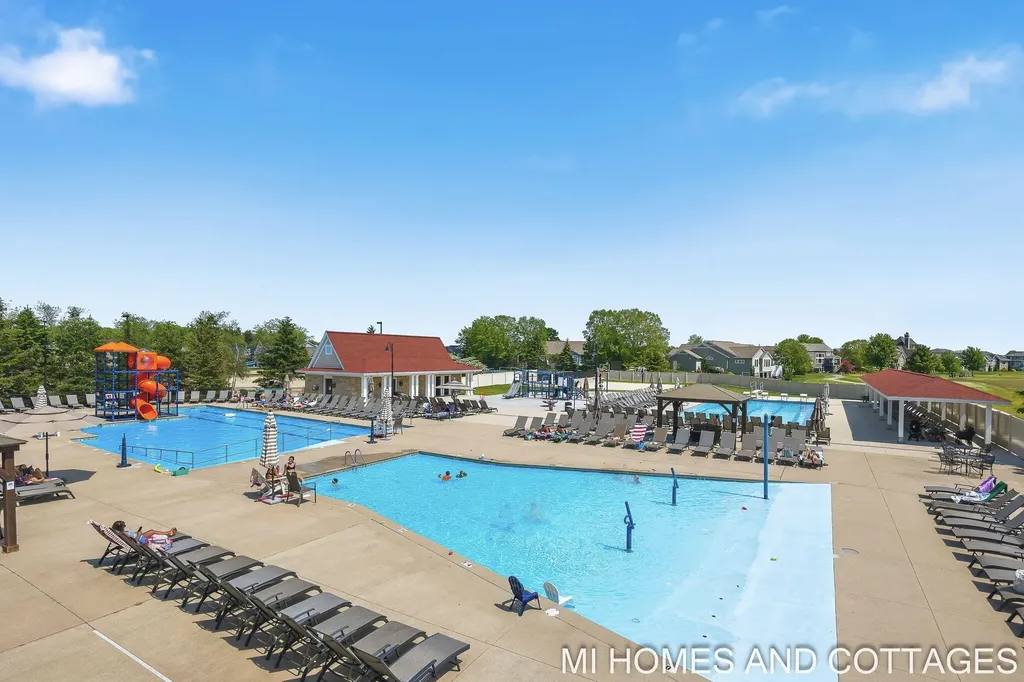 4401 Grand Point Holland Charter Township MI 49424