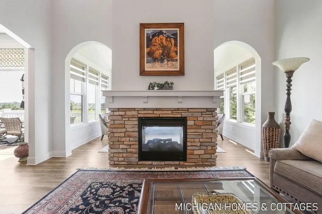 4401 Grand Point Holland Charter Township MI 49424