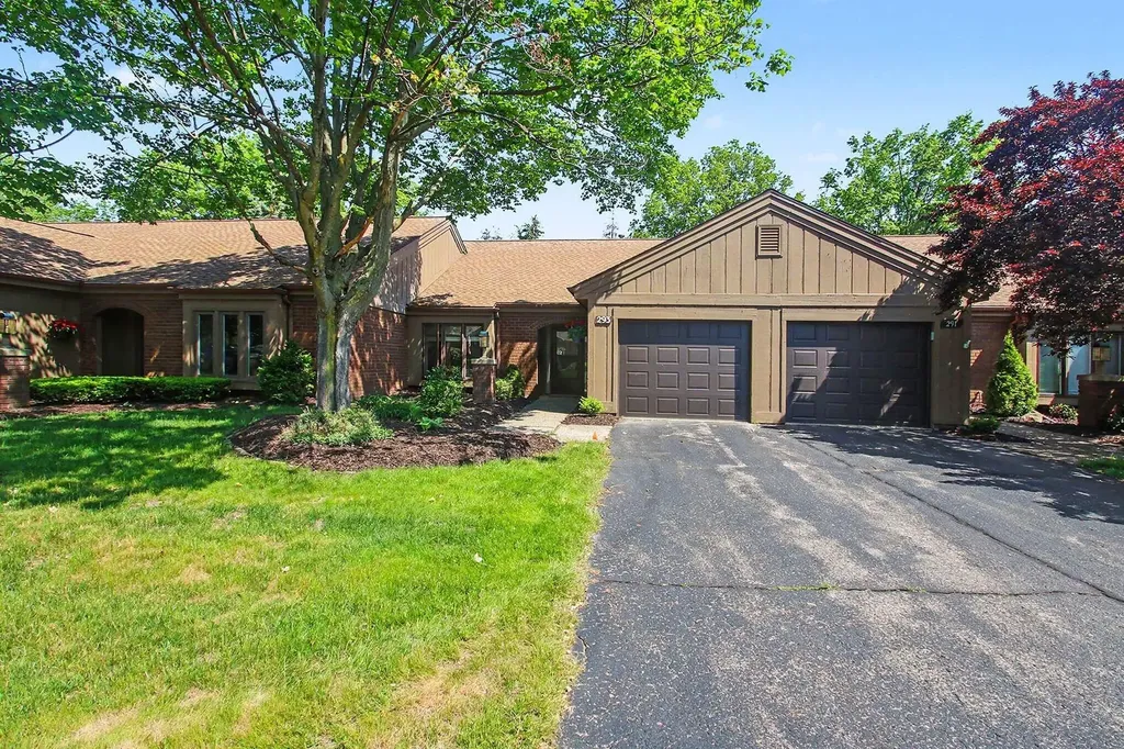 293 Chatham Avenue Holland City MI 49423