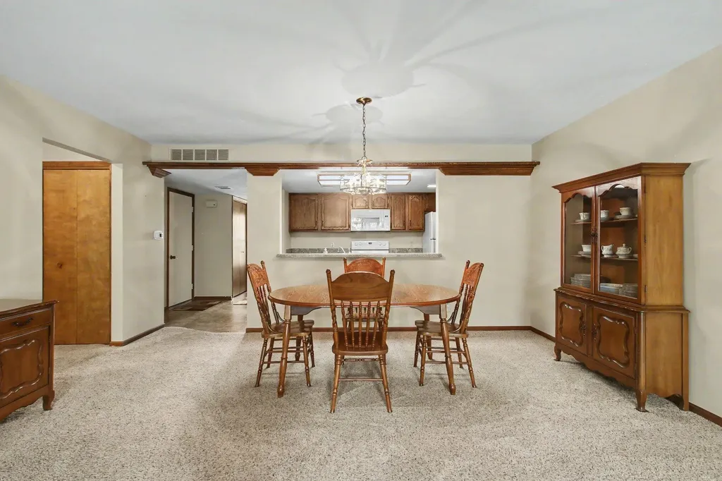 293 Chatham Avenue Holland City MI 49423