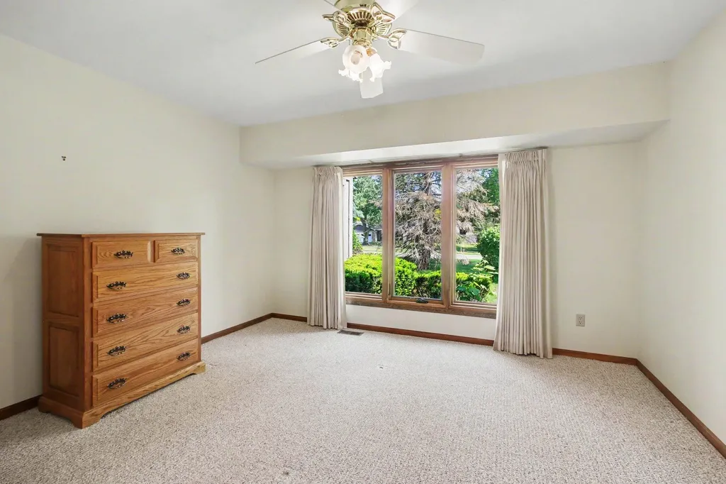 293 Chatham Avenue Holland City MI 49423