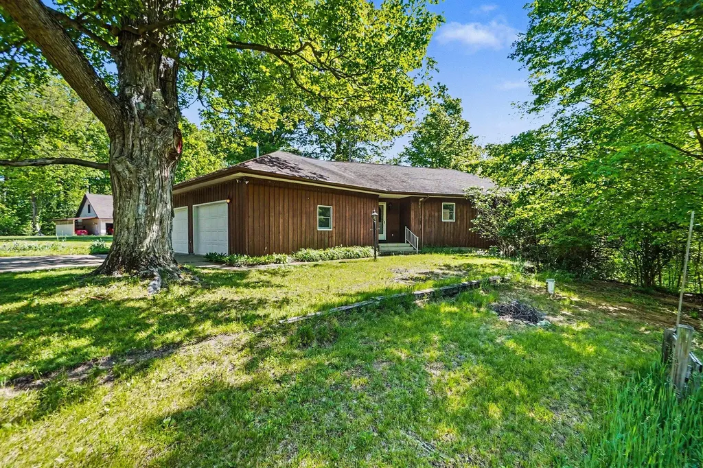 1060 N Meadowbrook Road Unknown City MI 49349