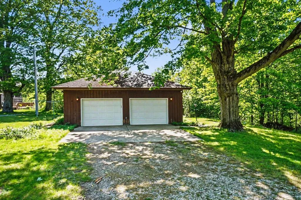 1060 N Meadowbrook Road Unknown City MI 49349