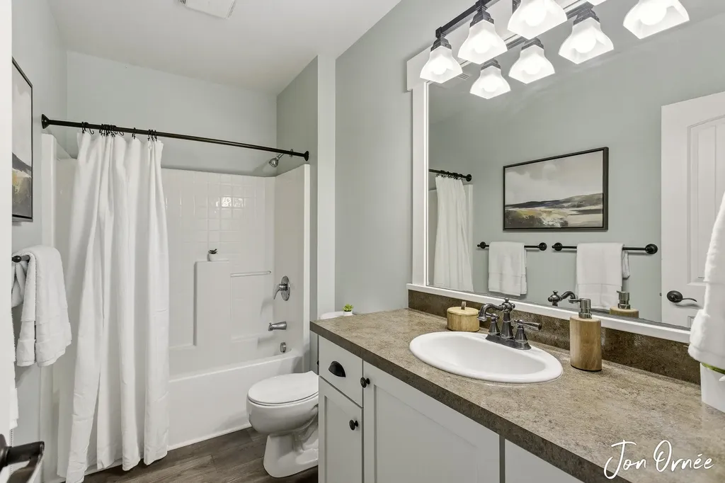 3359 Gaslight Lane Saugatuck Township MI 49453