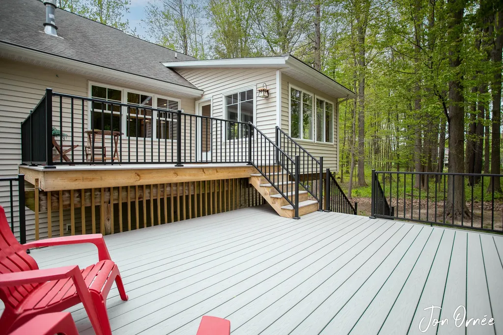 3359 Gaslight Lane Saugatuck Township MI 49453