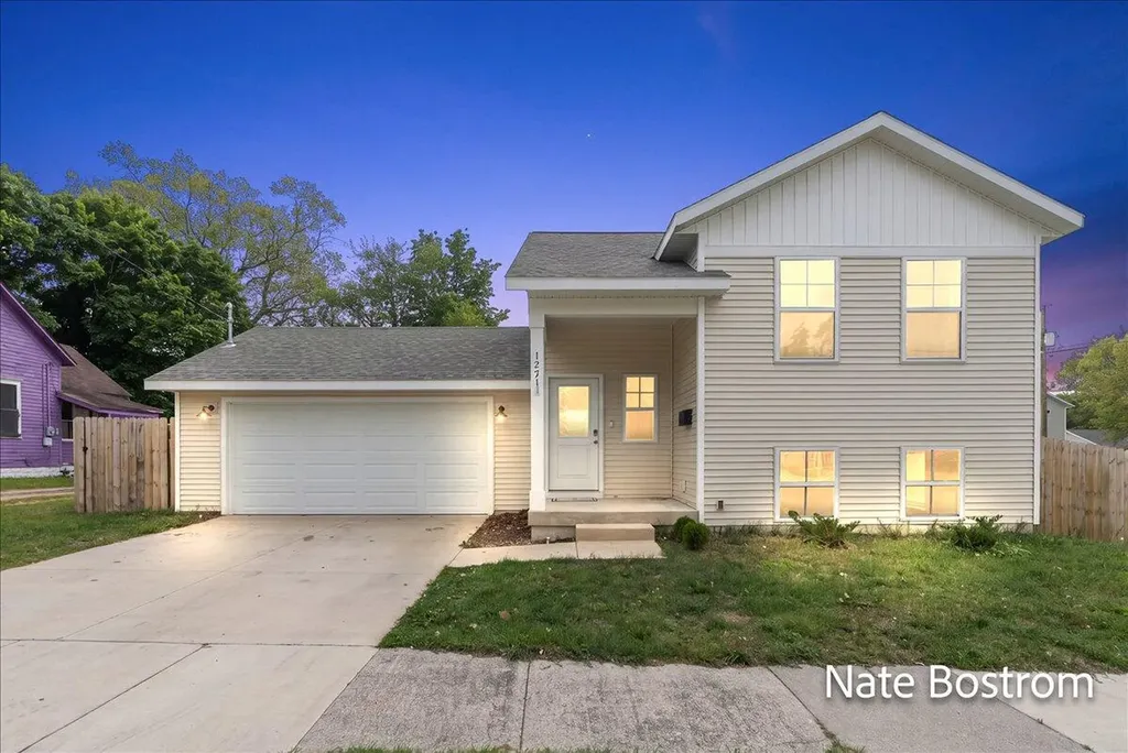 1271 Spring Street Muskegon City MI 49442