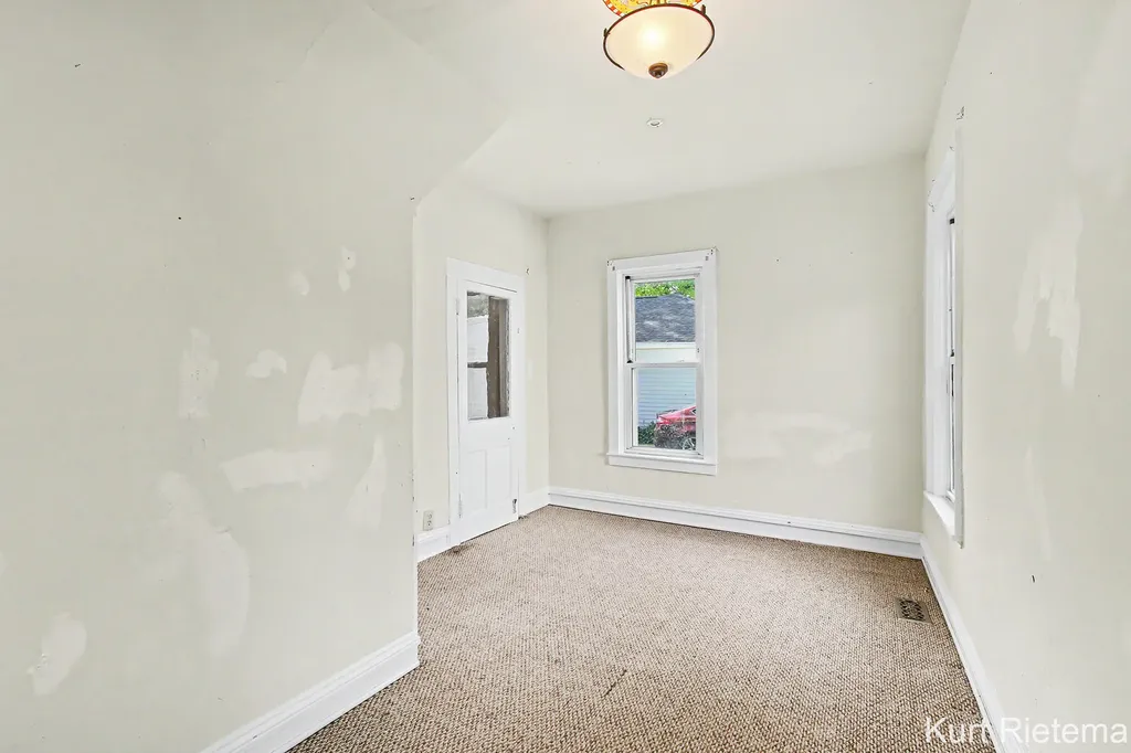 220 Hamilton Avenue Bangor City MI 49013