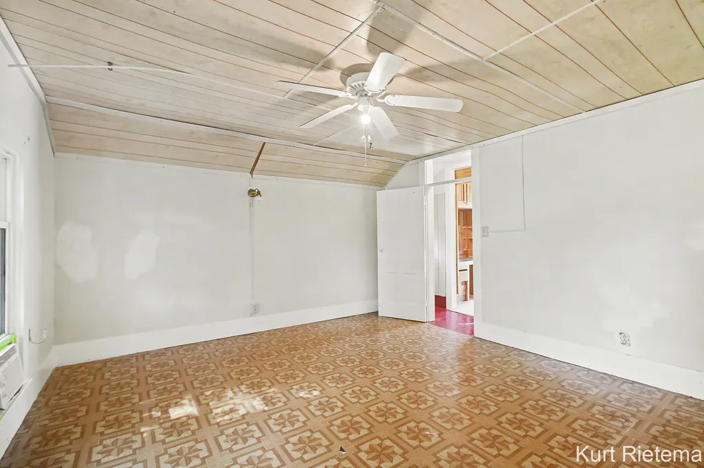 220 Hamilton Avenue Bangor City MI 49013